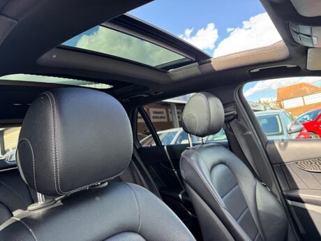 Mercedes-Benz GLC 2.1 GLC250d AMG Line (Premium Plus) G-Tronic 4MATIC Euro 6 (s/s) 5dr