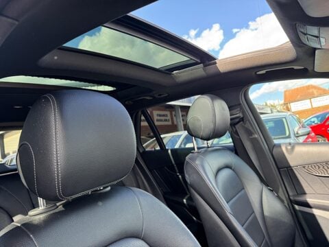 Mercedes-Benz GLC 2.1 GLC250d AMG Line (Premium Plus) G-Tronic 4MATIC Euro 6 (s/s) 5dr 3