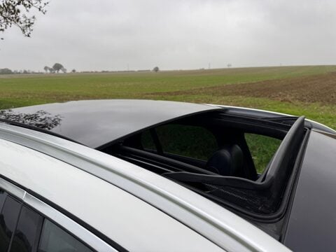 Mercedes-Benz GLC 2.1 GLC220d AMG Line (Premium Plus) G-Tronic+ 4MATIC Euro 6 (s/s) 5dr 3