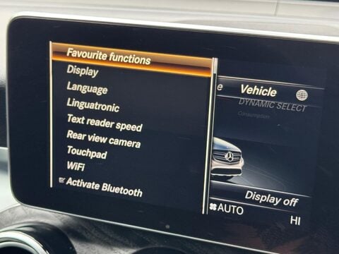 Mercedes-Benz GLC 2.1 GLC220d AMG Line (Premium Plus) G-Tronic+ 4MATIC Euro 6 (s/s) 5dr 33