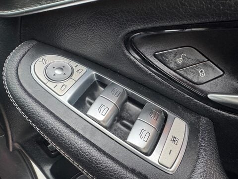 Mercedes-Benz GLC 2.1 GLC220d AMG Line (Premium Plus) G-Tronic+ 4MATIC Euro 6 (s/s) 5dr 61