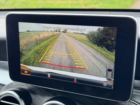 Mercedes-Benz GLC 2.1 GLC220d AMG Line (Premium Plus) G-Tronic+ 4MATIC Euro 6 (s/s) 5dr 19