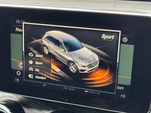 Mercedes-Benz GLC 2.1 GLC220d AMG Line (Premium Plus) G-Tronic+ 4MATIC Euro 6 (s/s) 5dr 41