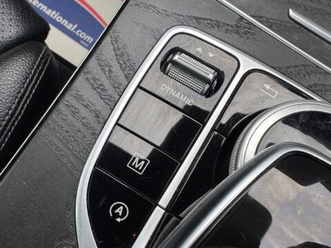 Mercedes-Benz GLC 2.1 GLC220d AMG Line (Premium Plus) G-Tronic+ 4MATIC Euro 6 (s/s) 5dr 51