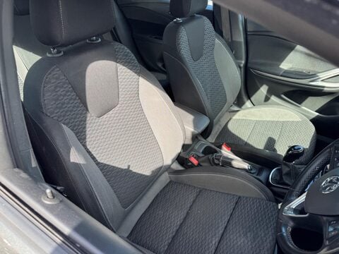 Vauxhall Astra 1.2 Turbo SRi Euro 6 (s/s) 5dr 6