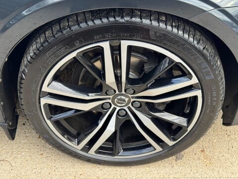 Volvo V60 2.0 D4 R-Design Auto Euro 6 (s/s) 5dr 56