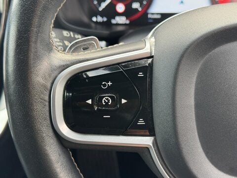 Volvo V60 2.0 D4 R-Design Auto Euro 6 (s/s) 5dr 36