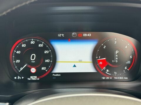 Volvo V60 2.0 D4 R-Design Auto Euro 6 (s/s) 5dr 49