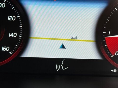 Volvo V60 2.0 D4 R-Design Auto Euro 6 (s/s) 5dr 35