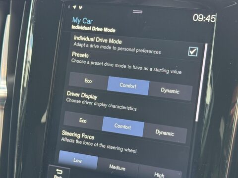 Volvo V60 2.0 D4 R-Design Auto Euro 6 (s/s) 5dr 28