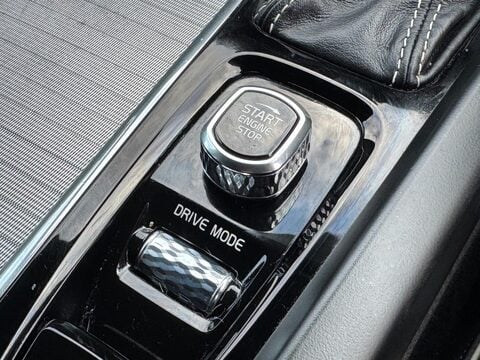 Volvo V60 2.0 D4 R-Design Auto Euro 6 (s/s) 5dr 42