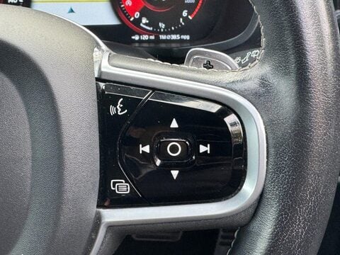 Volvo V60 2.0 D4 R-Design Auto Euro 6 (s/s) 5dr 37