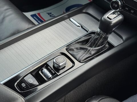 Volvo V60 2.0 D4 R-Design Auto Euro 6 (s/s) 5dr 40