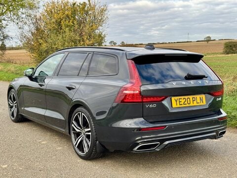 Volvo V60 2.0 D4 R-Design Auto Euro 6 (s/s) 5dr 9