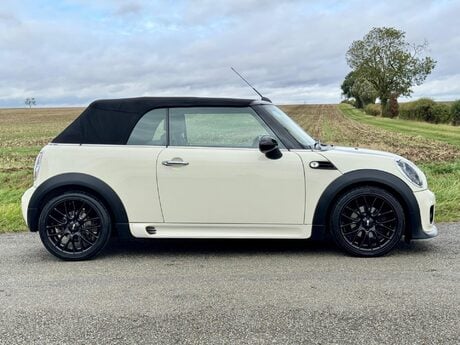 Mini Convertible 1.6 Cooper Euro 6 (s/s) 2dr