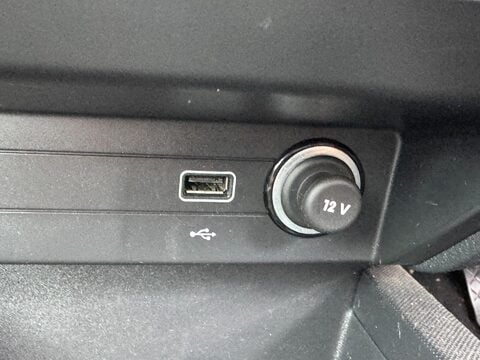 Skoda Fabia 1.0 SE Euro 6 (s/s) 5dr 23