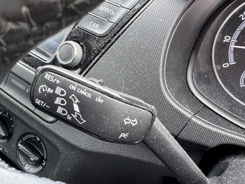 Skoda Fabia 1.0 SE Euro 6 (s/s) 5dr 20