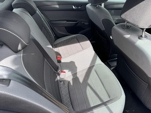 Skoda Fabia 1.0 SE Euro 6 (s/s) 5dr 25