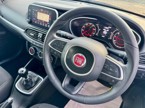 Fiat Tipo 1.6 MultiJetII Lounge Euro 6 (s/s) 5dr 2