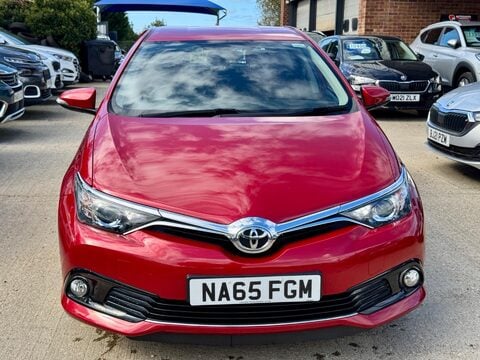 Toyota Auris 1.2 VVT-i Business Edition Euro 6 (s/s) 5dr 5
