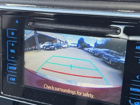 Toyota Auris 1.2 VVT-i Business Edition Euro 6 (s/s) 5dr 12