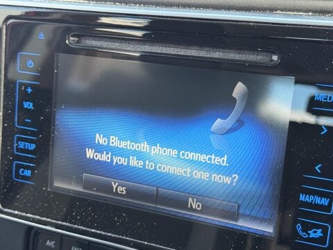 Toyota Auris 1.2 VVT-i Business Edition Euro 6 (s/s) 5dr 17