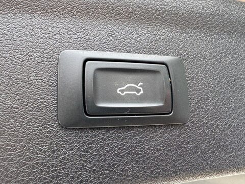 Audi Q3 2.0 TDI S line Edition S Tronic quattro Euro 6 (s/s) 5dr 35