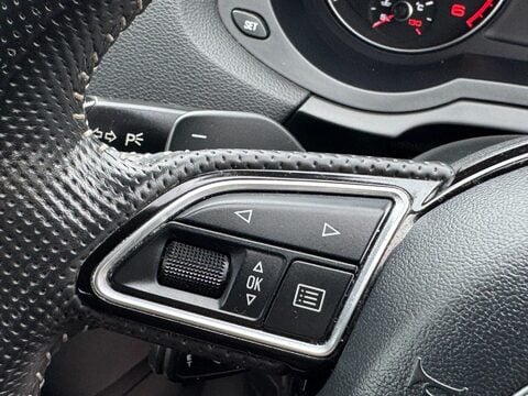 Audi Q3 2.0 TDI S line Edition S Tronic quattro Euro 6 (s/s) 5dr 28