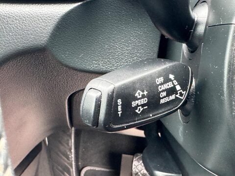 Audi Q3 2.0 TDI S line Edition S Tronic quattro Euro 6 (s/s) 5dr 30