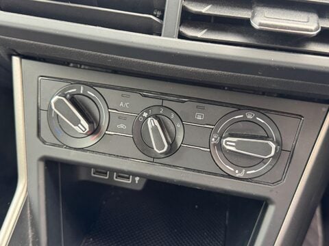 Volkswagen Polo 1.0 TSI SE Euro 6 (s/s) 5dr 18