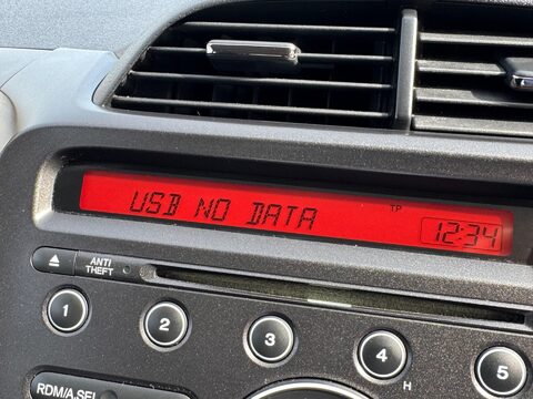 Honda Jazz 1.4 i-VTEC ES CVT Euro 5 5dr 16