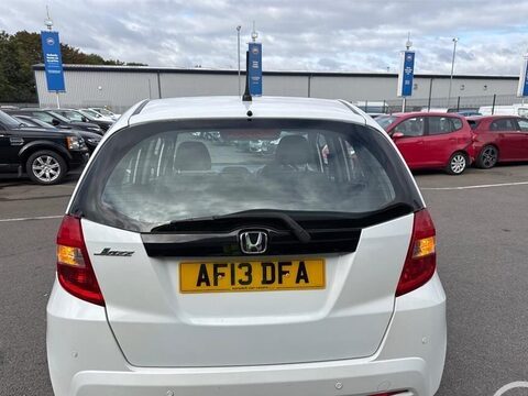 Honda Jazz 1.4 i-VTEC ES CVT Euro 5 5dr 7