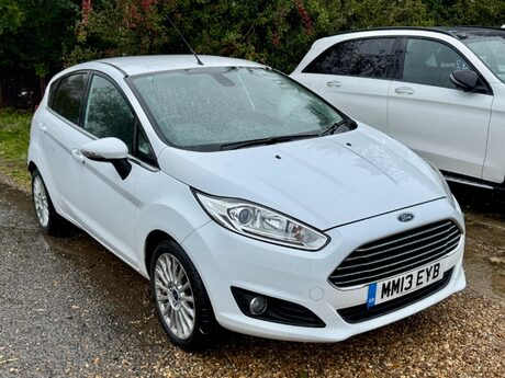 Ford Fiesta 1.0T EcoBoost Titanium Euro 5 (s/s) 5dr
