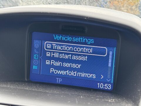 Ford Fiesta 1.0T EcoBoost Titanium Euro 5 (s/s) 5dr 15