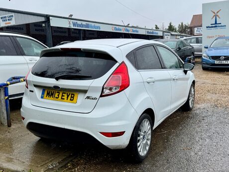 Ford Fiesta 1.0T EcoBoost Titanium Euro 5 (s/s) 5dr