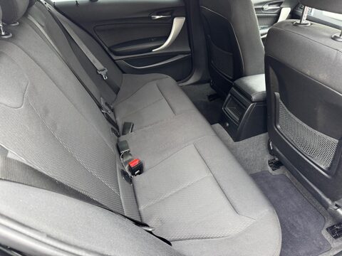 BMW 1 Series 1.5 116d SE Business Euro 6 (s/s) 5dr 44