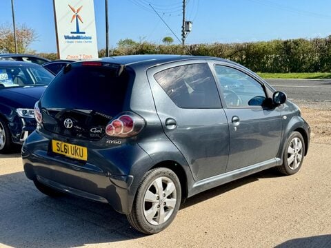 Toyota Aygo 1.0 VVT-i Go Euro 5 5dr 3