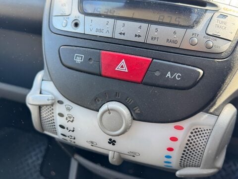 Toyota Aygo 1.0 VVT-i Go Euro 5 5dr 13