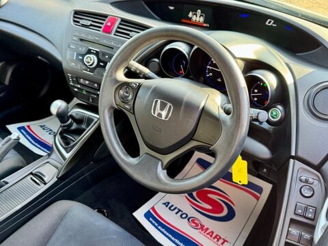 Honda Civic 1.4 i-VTEC SE Euro 5 (s/s) 5dr 28