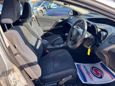 Honda Civic 1.4 i-VTEC SE Euro 5 (s/s) 5dr 12
