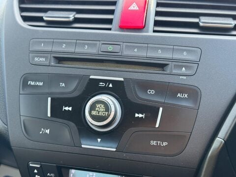 Honda Civic 1.4 i-VTEC SE Euro 5 (s/s) 5dr 16