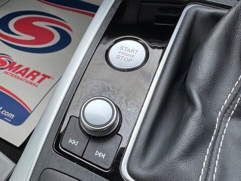 Audi A6 2.0 TDI S line S Tronic quattro Euro 6 (s/s) 5dr 29