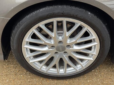 Audi A6 2.0 TDI S line S Tronic quattro Euro 6 (s/s) 5dr 48