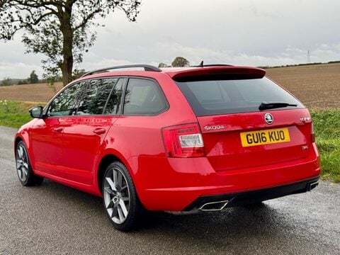 Skoda Octavia 2.0 TDI vRS Euro 6 (s/s) 5dr (SNav) 9