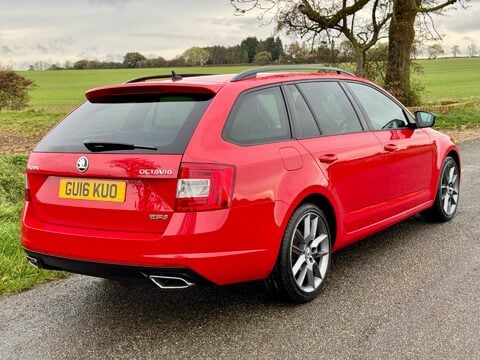 Skoda Octavia 2.0 TDI vRS Euro 6 (s/s) 5dr (SNav) 11