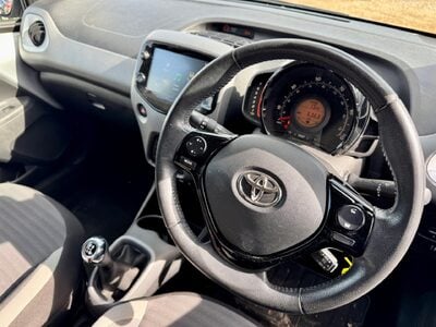 Toyota Aygo 1.0 VVT-i x-trend Euro 6 5dr