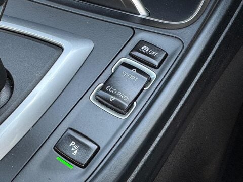 BMW 4 Series 2.0 420d Luxury Auto Euro 6 (s/s) 2dr 42