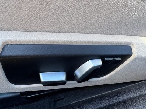 BMW 4 Series 2.0 420d Luxury Auto Euro 6 (s/s) 2dr 51