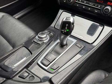 BMW 5 Series 2.0 520d SE Touring Steptronic Euro 5 5dr 18