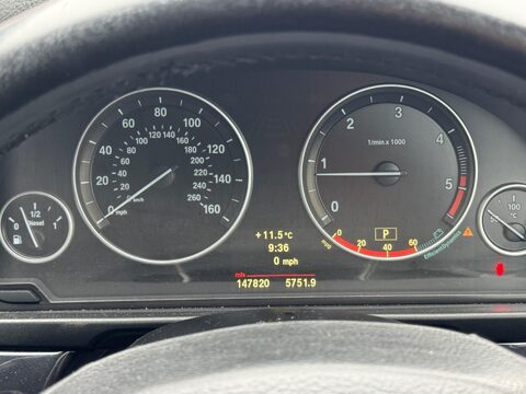 BMW 5 Series 2.0 520d SE Touring Steptronic Euro 5 5dr 17